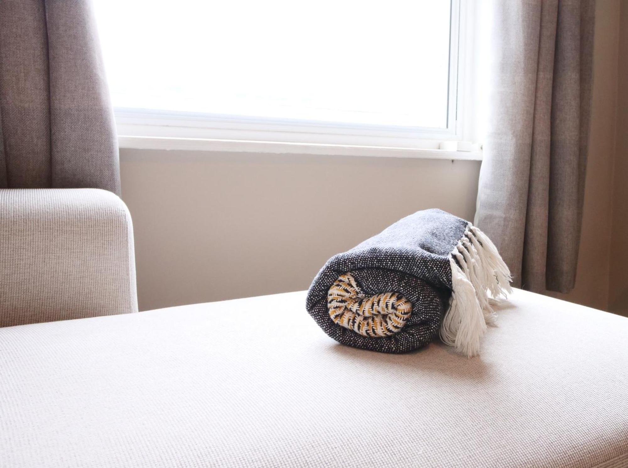 Fifth Quarter Apartment With Free Parking Йорк Экстерьер фото